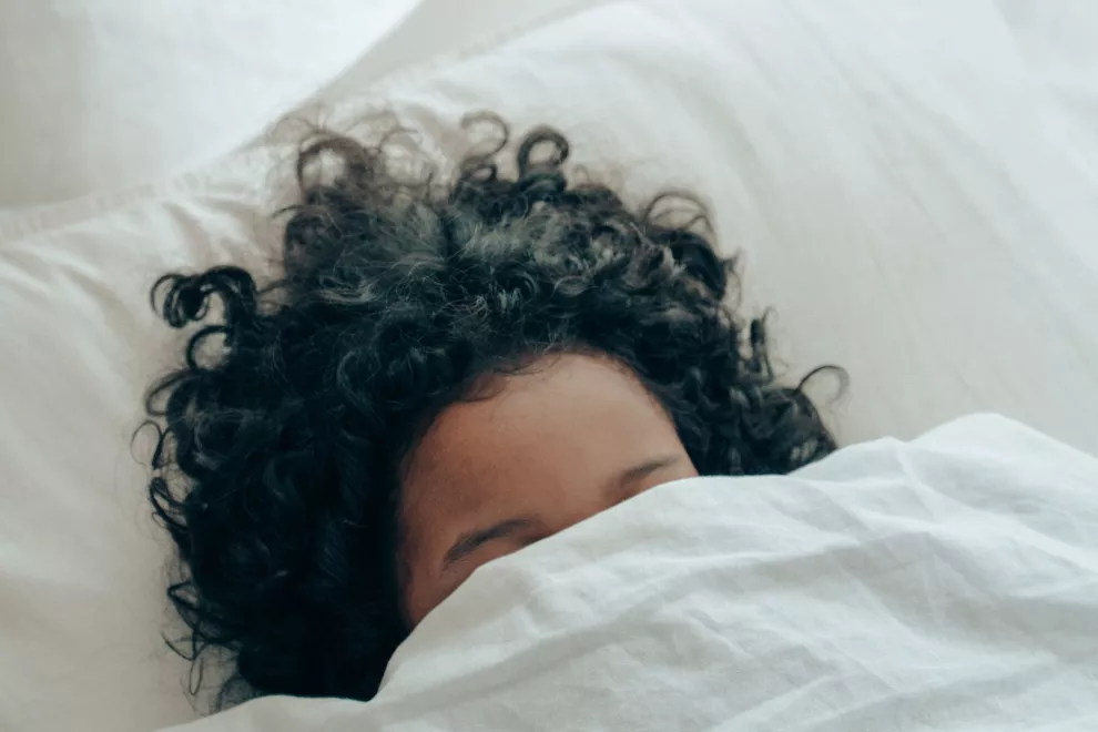 Dormir bien tiene un impacto positivo en nuestro bienestar fisico y mental