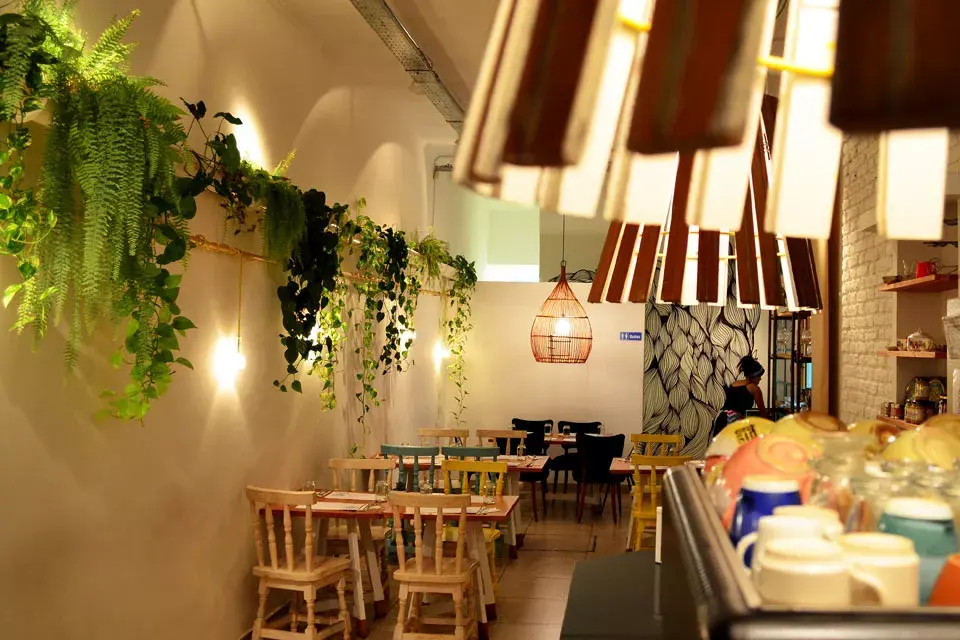 Además de un café, es un espacio de diseño y decoración que invita a quedarse por horas