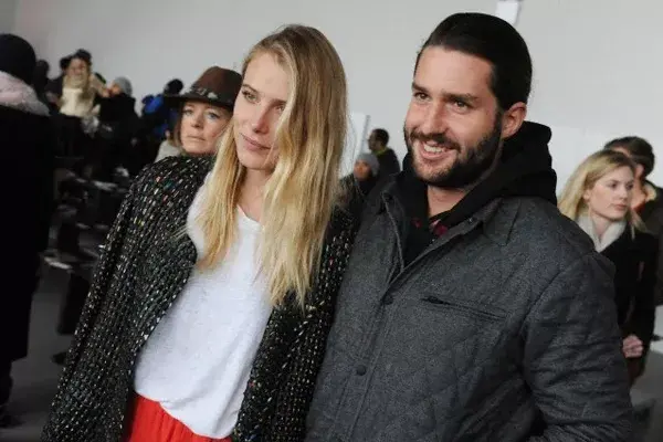 Las malas lenguas podrían decir que su portación de apellido es el motivo por el cual tiene un trato preferencial en los eventos. Sin embargo, Dree Hemingway, bisnieta del célebre escritor Ernest Hemingway, supo ganarse un lugar en el mundillo fashion y se convirtió en una verdadera top model