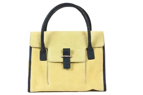 Semirrígida de gamuza (Prüne, $709)