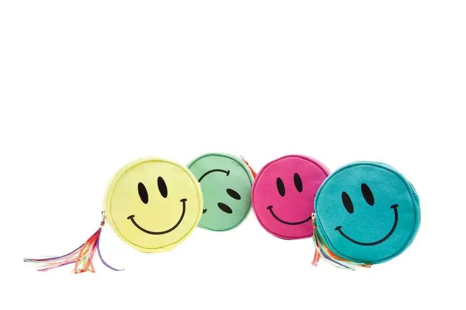 Bolsitos felices (Belle Vie Bags, $150)
