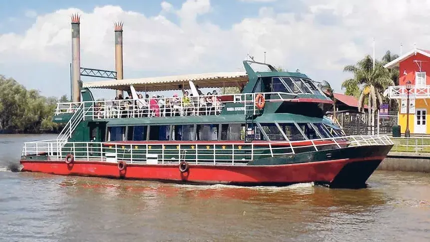 Conocé el Delta del Paraná como un experto: a bordo de un catamarán