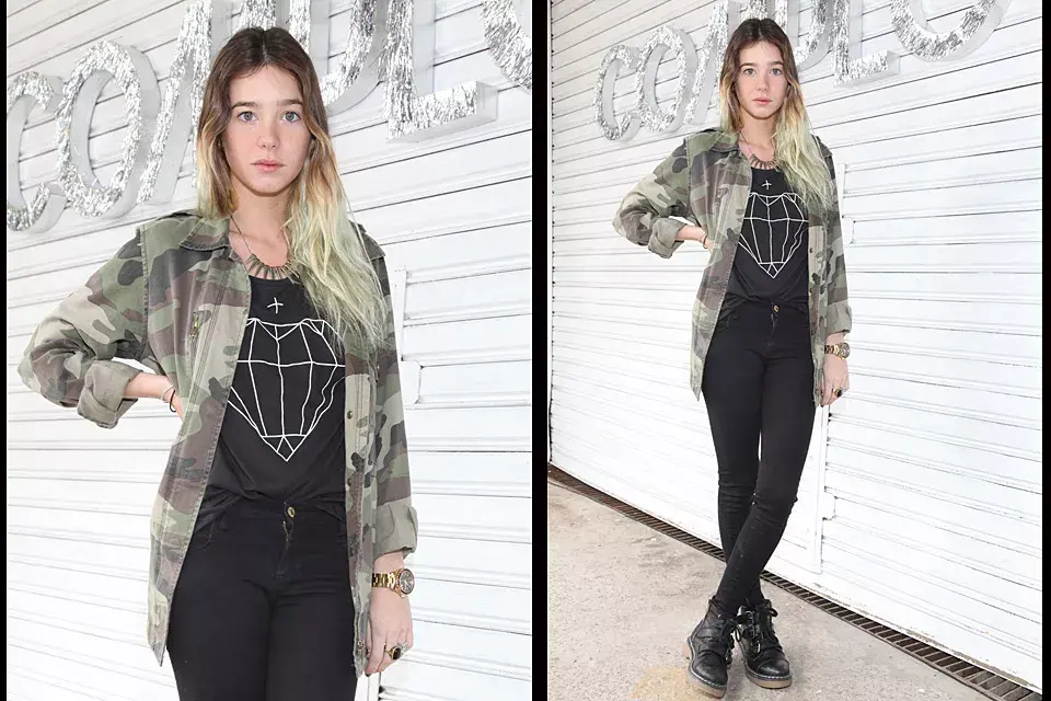 Lucía Celasco eligió el estilo militar rocker para ir a conocer la nueva colección de Complot; ¿te va la camisa camuflada?