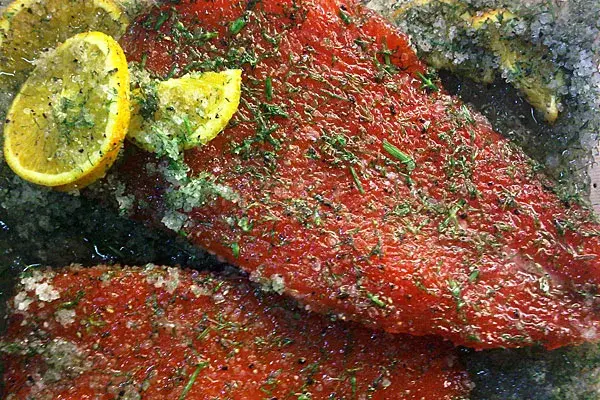 Gravlax de salmón