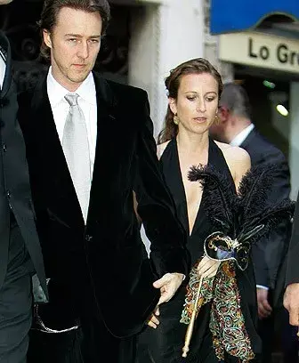  Edward Norton, el ex de Salma, también estuvo en la gran celebración.