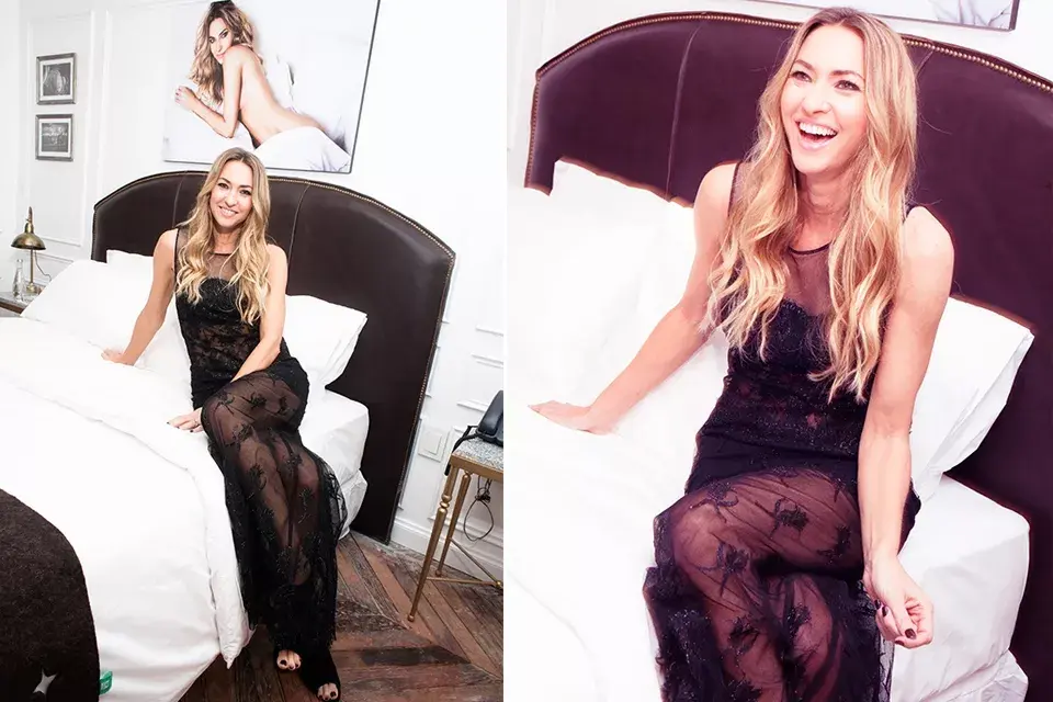 Andrea Bursten lució muy sexy en la muestra fotográfica de la maquilladora Bettina Frumboli, Chicas de Tapa. ¡Divina con ese vestido largo repleto de transparencias!