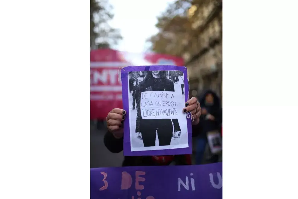 “Camino a casa quiero ser libre, no valiente”. Foto: Josefina Nicolini