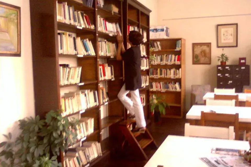 La colección de esta biblioteca está relacionada con temas vinculados con las mujeres y el género