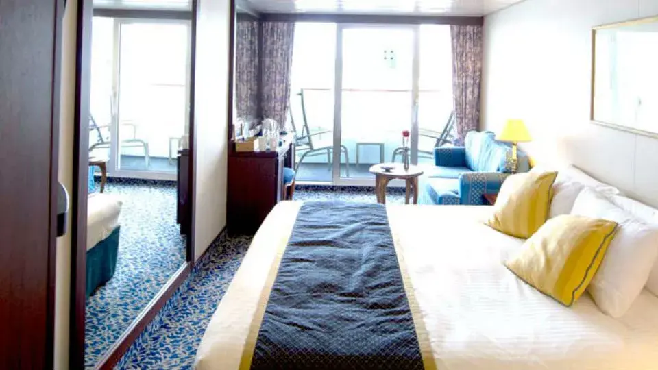 Vista panorámica de una de las cabinas con balcón