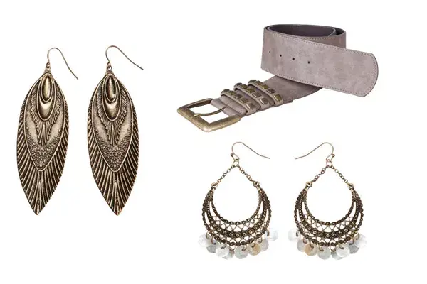 Aro con forma de hoja ($19),  aro circular de metal con caídas de círculos de nácar ($26), Cinturón gris ancho con detalles de tachas al frente $49. Todo de Isadora