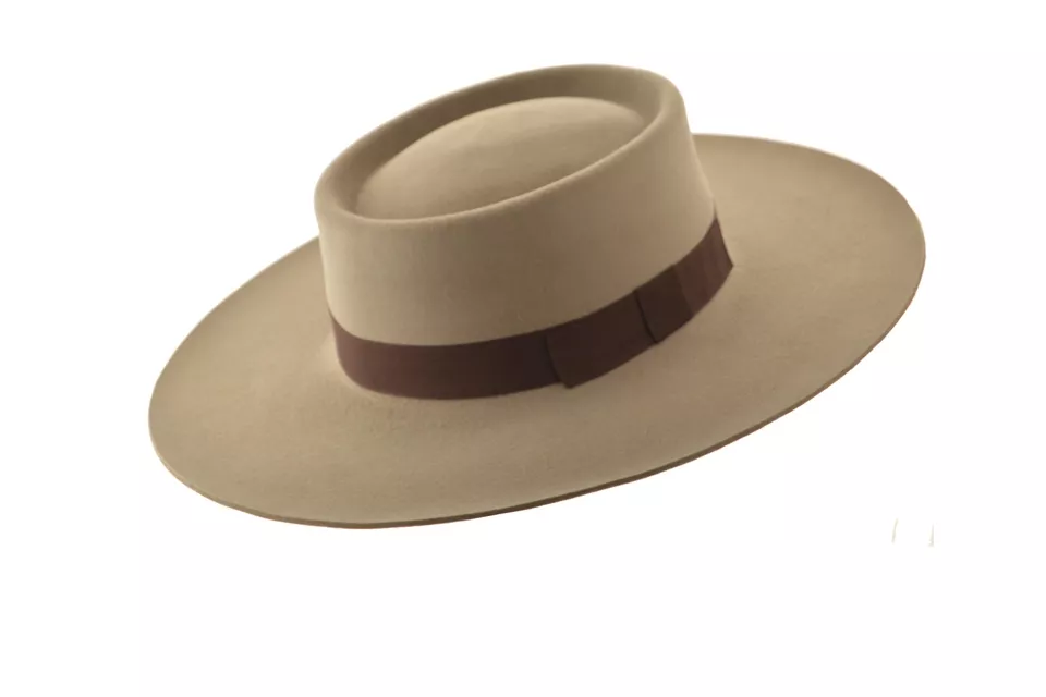 Sombrero gaucho de fieltro, Compañía de sombreros, $2450