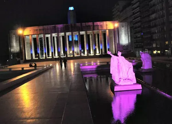 Las estatuas de  Lola Mora, en Rosario