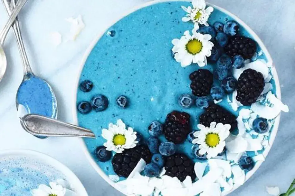 Arándanos y un poco de magia azul por acá