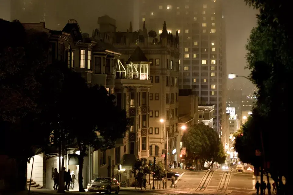 Centro de la ciudad de San Francisco de noche