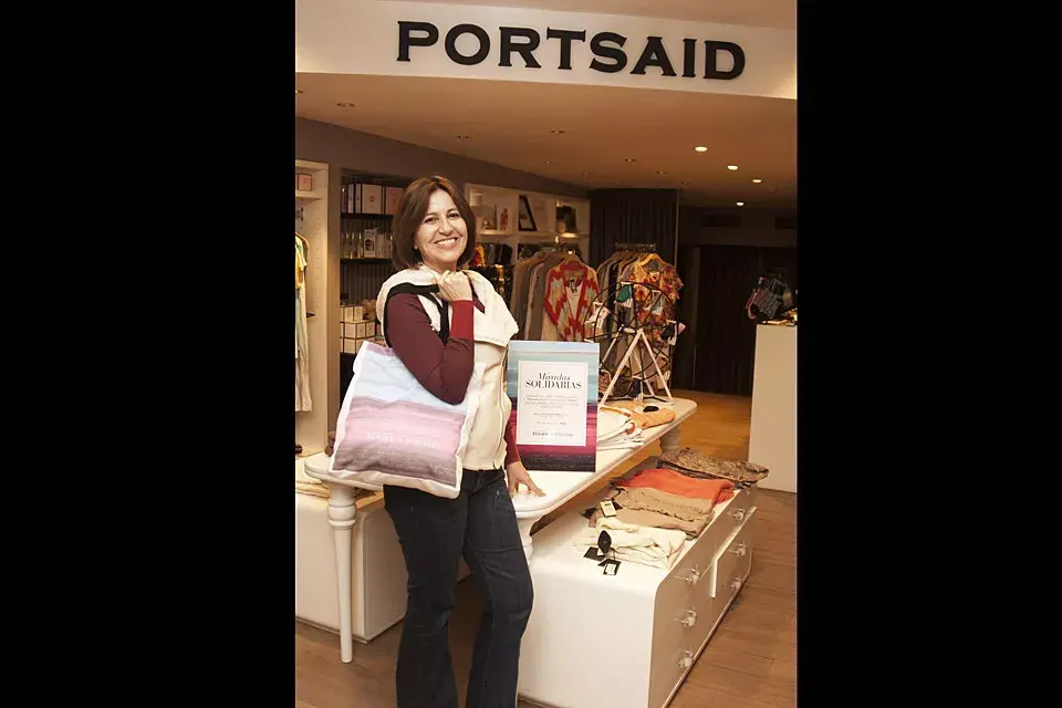 Mercedes Morán estuvo en  la presentación de las bolsas solidarias que lanzó Portsaid junto a Fundación Médica de Salud Visual y Rehabilitación (FUSAVI)