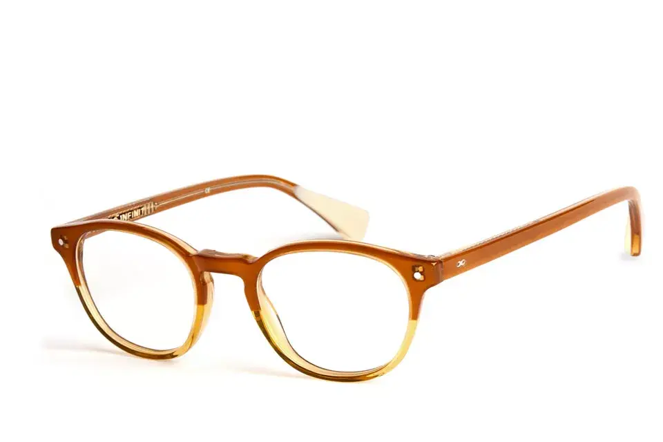 Color caramelo con detalles en tonos más claros (Infinit, $2600)