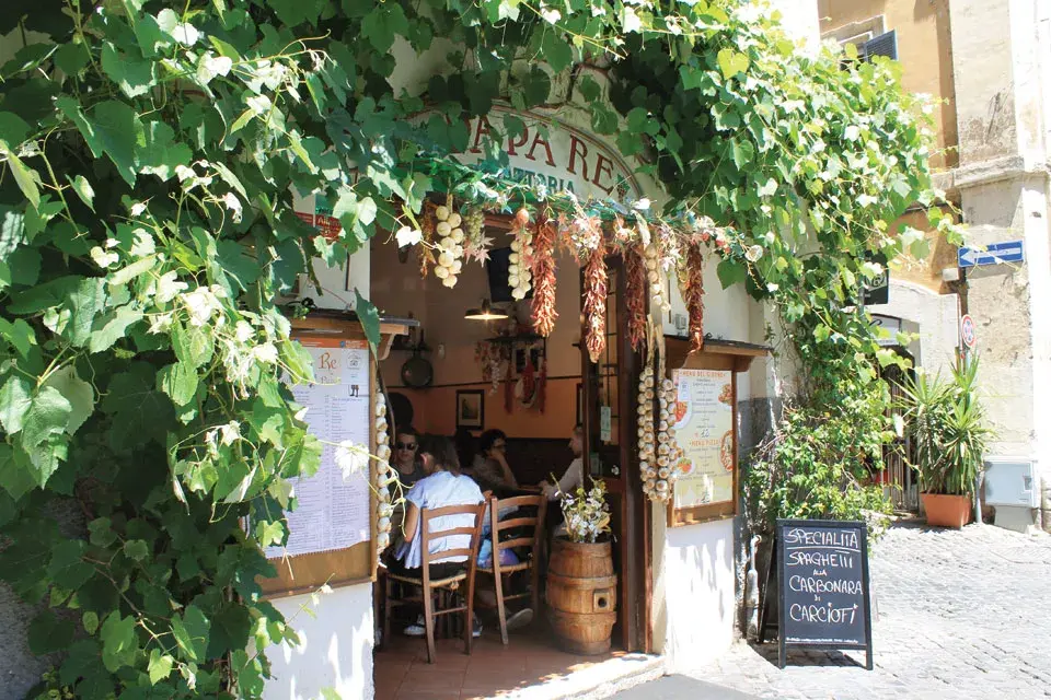 En Roma la buena comida abunda en las típicas trattorias