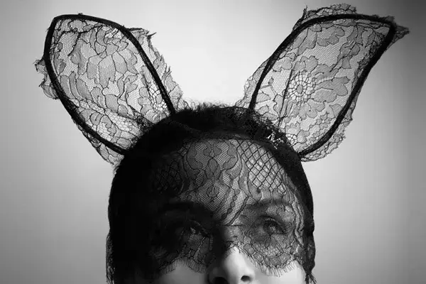 Los sombreros se convirtieron en el objeto it de las famosas