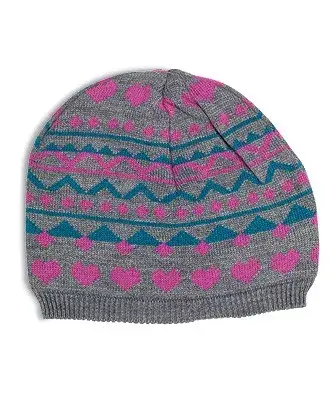 Gorro con guardas (Complot, $52).