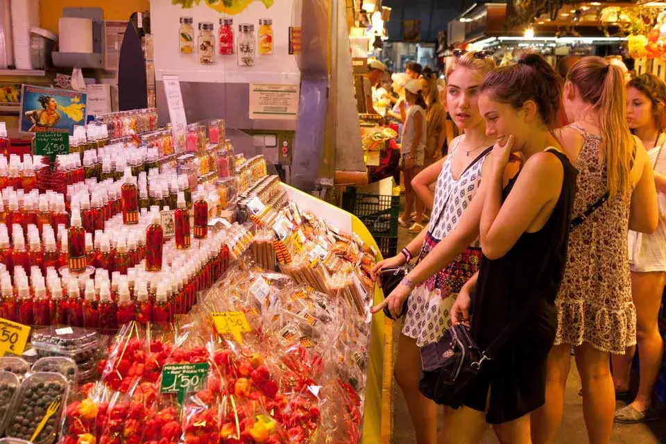 Un poco de los mercados de Barcelona, la ciudad que eligió Mercedes para poner su vida en perspectiva