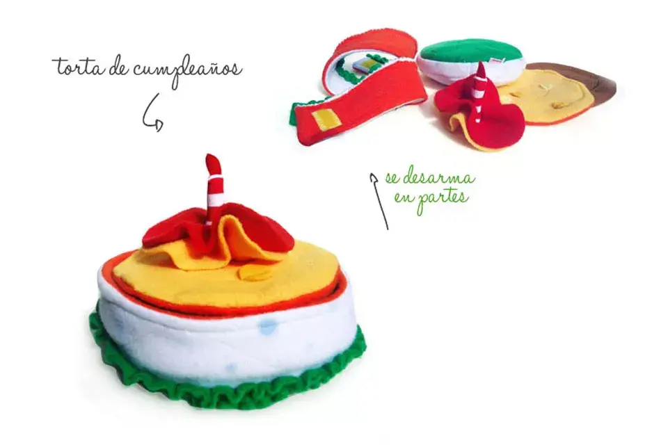Una torta de tela para armar (Pergeniar, $70) pensada para jugar juegos de representación, la casita, el mercado, inventar historias..ideales para desarrollar el juego simbólico en chicos de 3 a 6 años