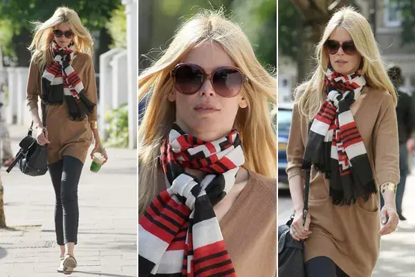 Claudia Schiffer fue fotografiada mientras caminaba por West London con un look urbano y ¡divino!