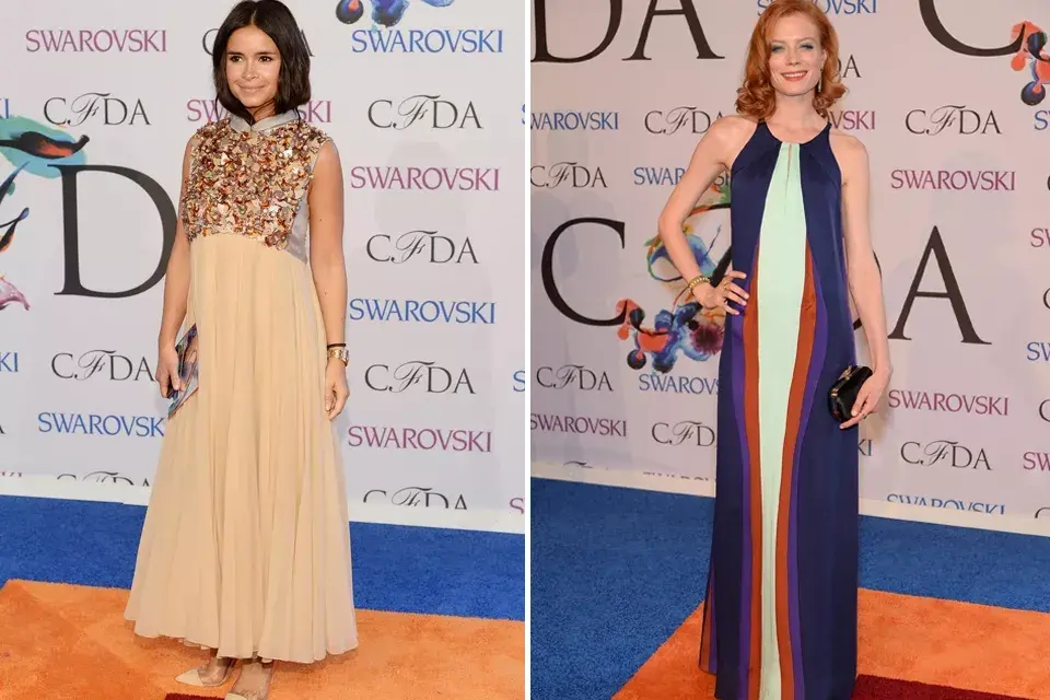 Miroslava Duma con un vestido de Delpozo con pedrería y falda de gasa. Jessica Joffe con un diseño en color azul, naranja y acqua ¿Te gusta?