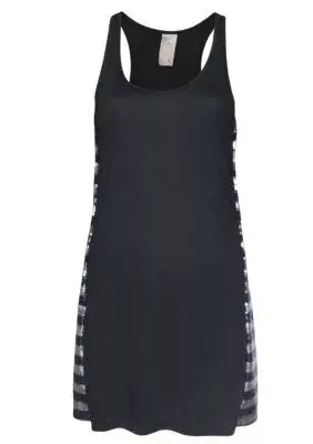 El vestido negro con pailletes a los lados (Koxis, $165)
