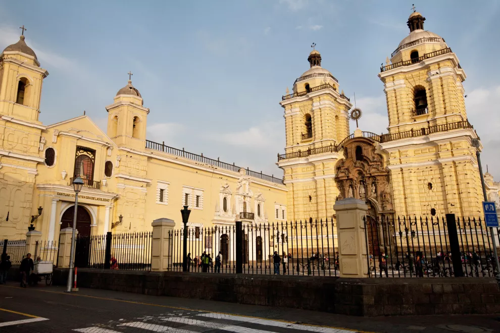 El convento de San Francisco, en la Lima colonial.
