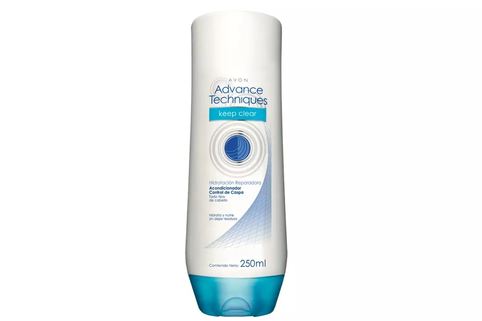 Acondicionador que combate la caspa. Además, sus ingredientes protegen el cabello y le otorgan brillo, dejándolo fuerte y saludable (Avon, $64,99)