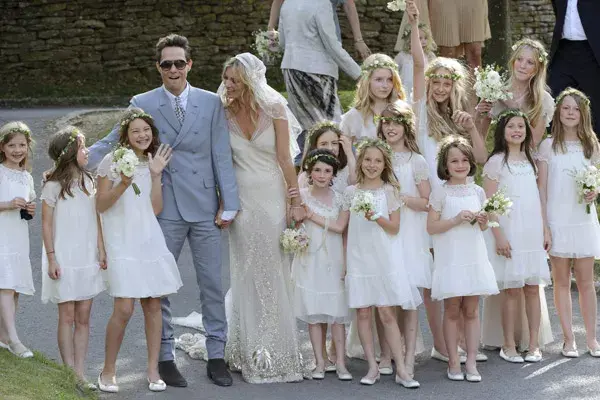 El cortejo estuvo formado por 16 nenas, incluida Lila Grace, la hija de Kate