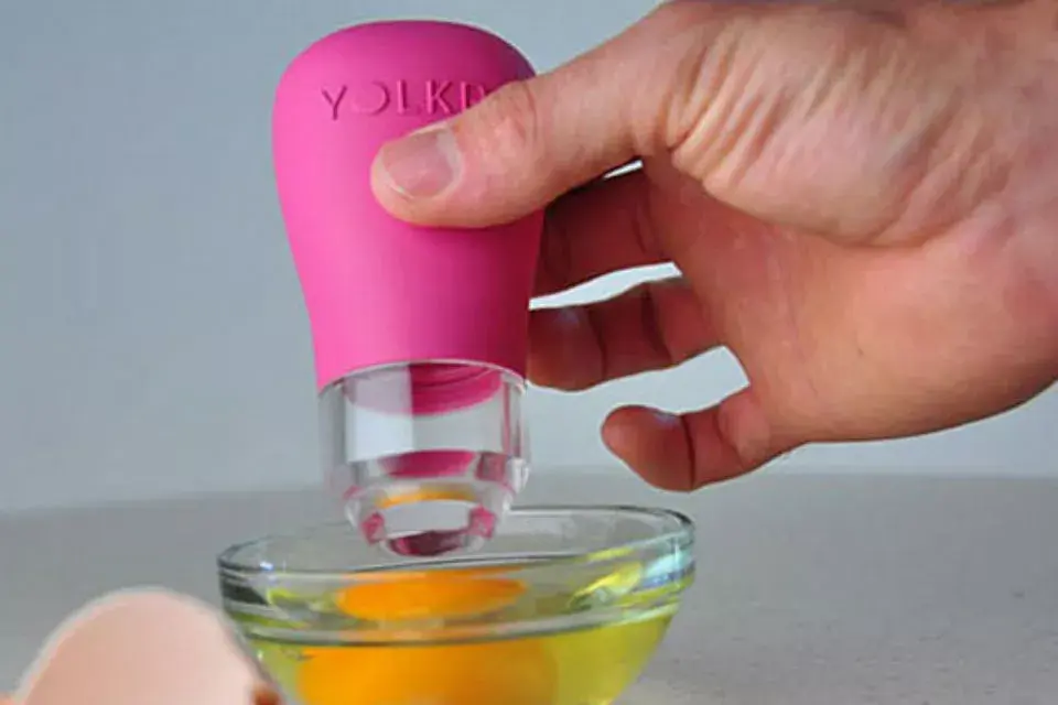 Este separador de yemas es muy útil