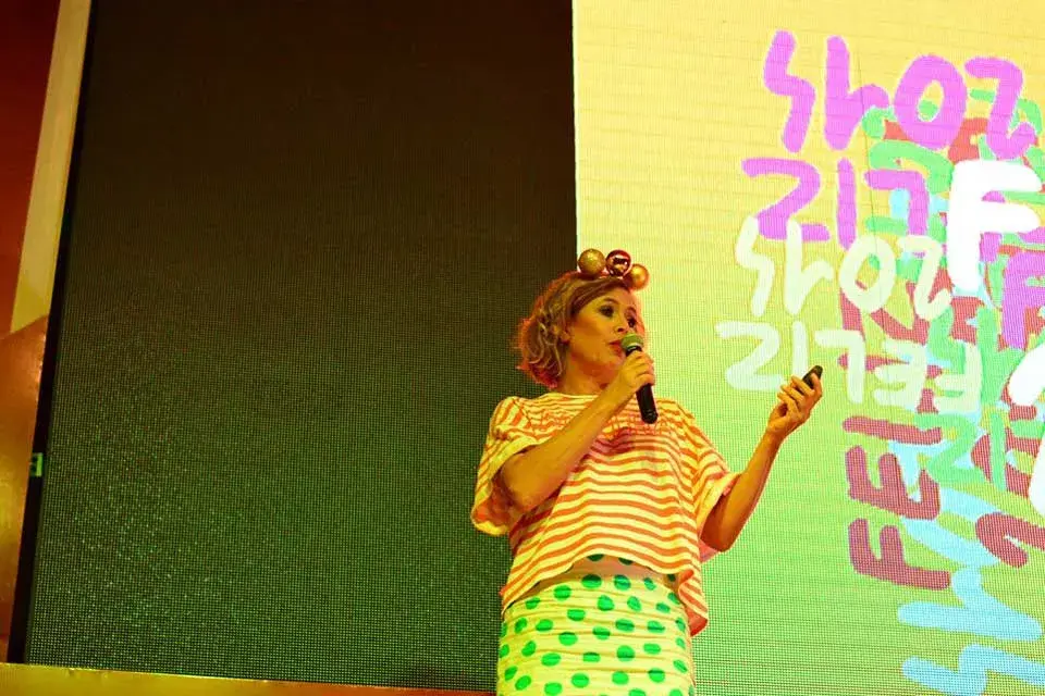 Agatha Ruiz de la Prada fue una de las diseñadoras invitadas al evento de moda