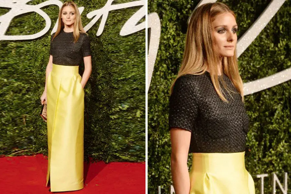 Olivia Palermo con una falda de primavera 2015 de Emilia Wickstead y un top negro con brillos