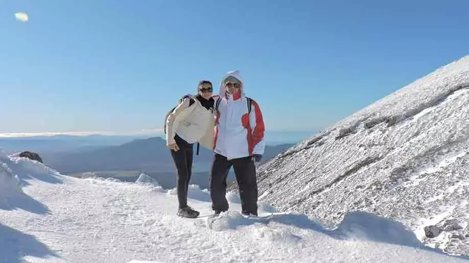 Viajar mucho, trabajar de ratos