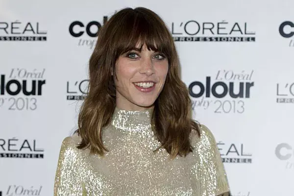 Alexa Chung, con flequillo desmechado. Un clásico de ella