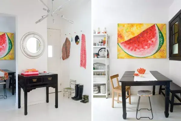 La impactante araña de los años 60 que funciona como prólogo de una casa a puro diseño, entre vintage y moderna, la encontró en un anticuario y la recicló ella misma