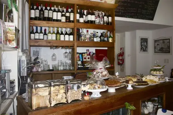 Escondido en La Isla, Florencio es reconocido por la calidad de su pastelería