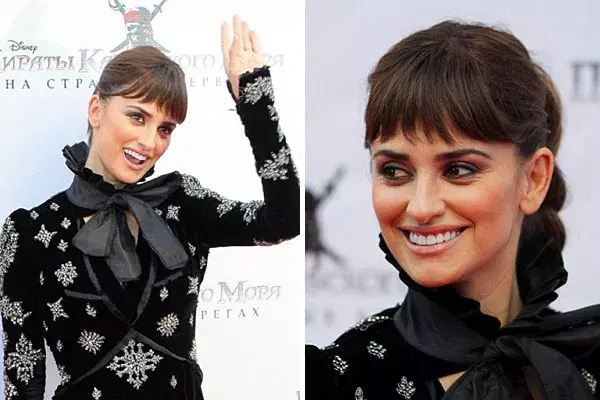 Penélope Cruz eligió peinarse con un recogido, con el flequillo bien tupido