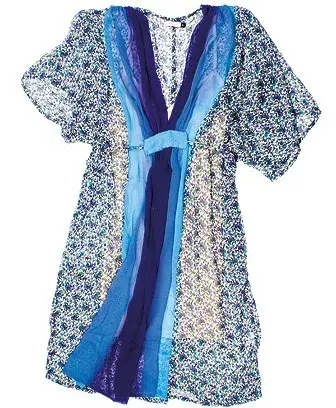 Vestido de gasa combinada con enagua. India Style, $195