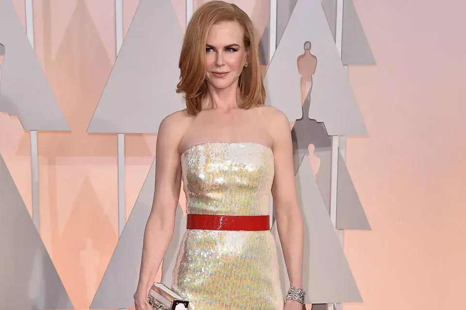 ¡De terror el look de Nicole! Su peinado, sinceramente, no nos gustó para nada. Luce antiguo y tiene muy poca onda