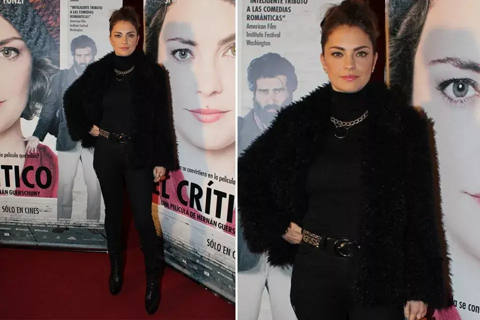 Dolores Fonzi eligió un look en negro con accesorios dorados para la avant premiere de El Crítico. ¡Una diosa se ponga lo que se ponga!