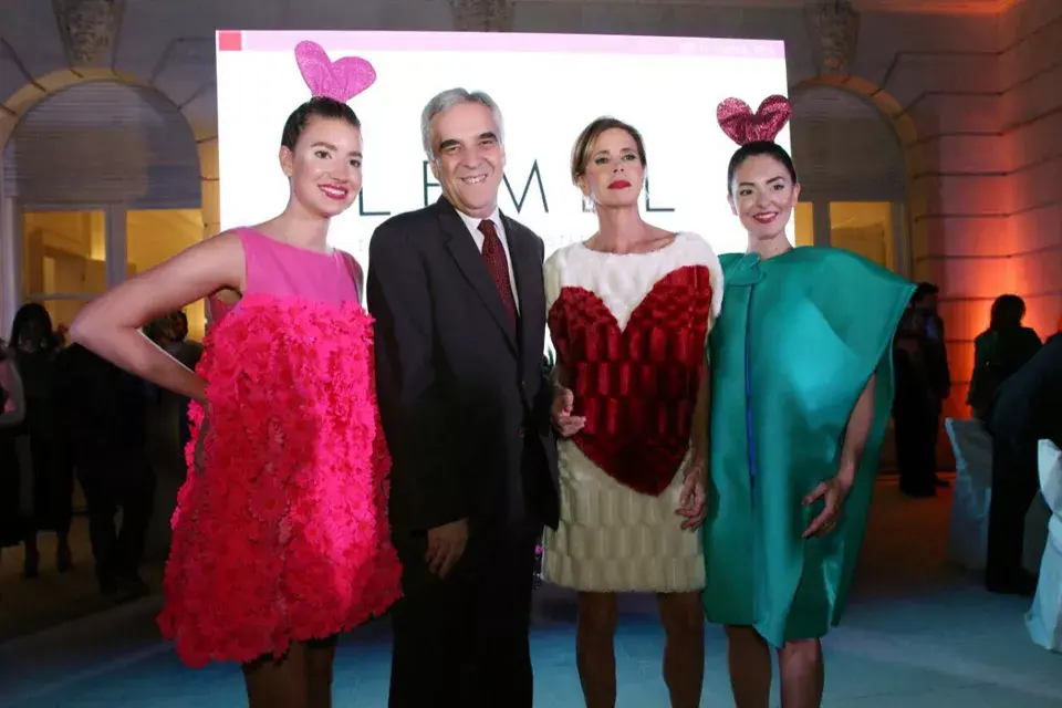 Ágatha Ruiz de la Prada fue la invitada especial de la nueva edición del Six O´Clock Tea donde también asistió la bloguera, Sofi Alurralde