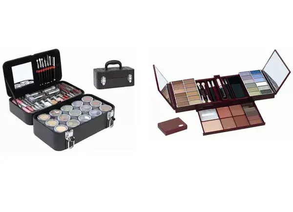 Para que mamá esté divina todos los días, Mirlans propone sets de maquillaje, como la Maleta con luces ($542) y el Kit ($132)