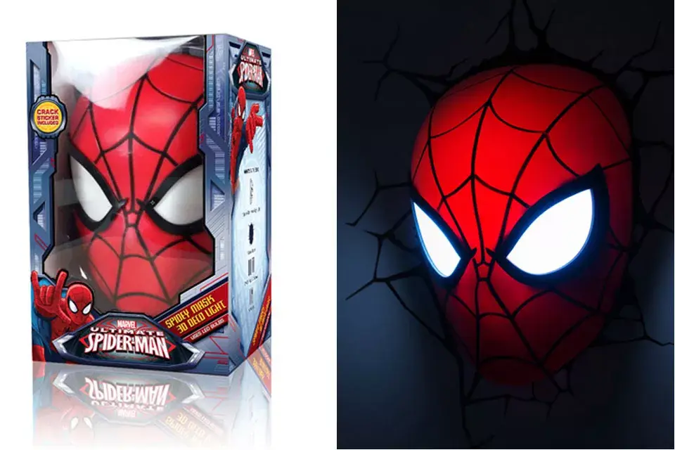 ¡Para que los más chicos no tengan miedo en la oscuridad! Una lámpara luminosa de spiderman