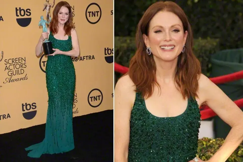Julianne Moore con un Givenchy verde esmeralda en los SAG Awards