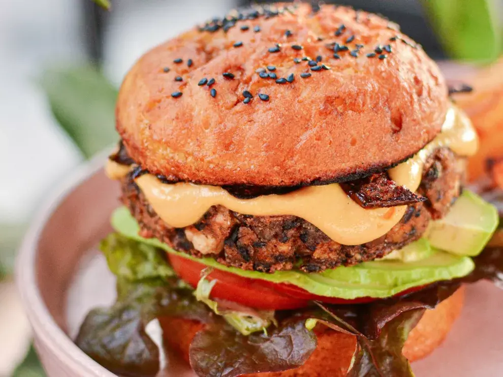 Doble Porto Burger. Foto gentileza: Mudrá