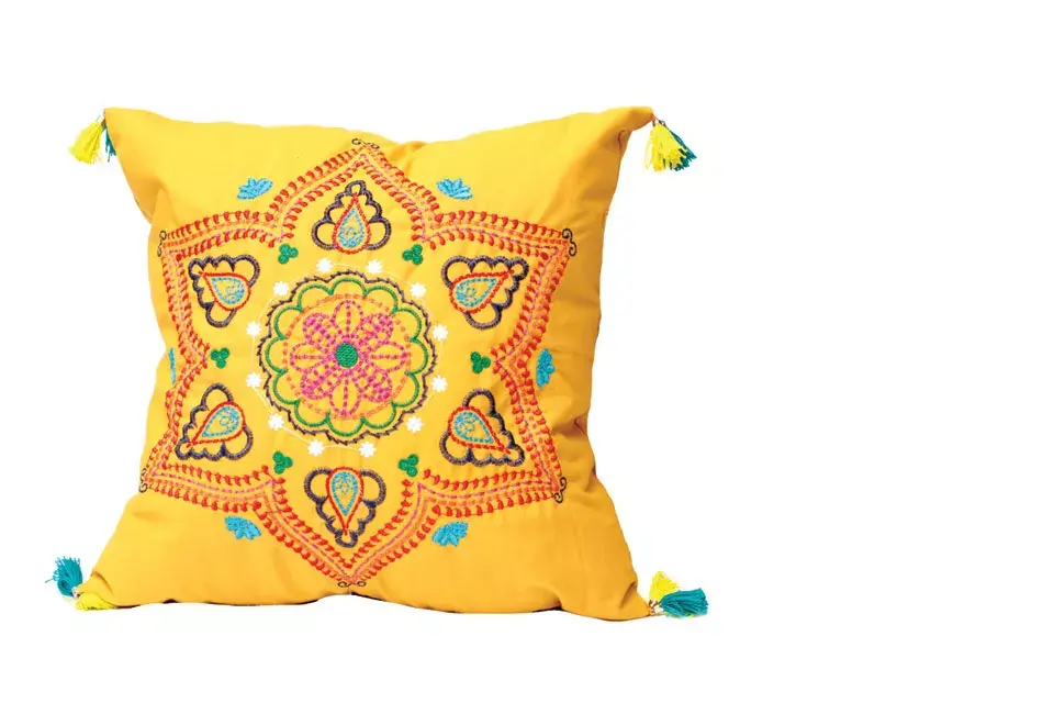 Almohadón mandala (Ginger Home, $300)