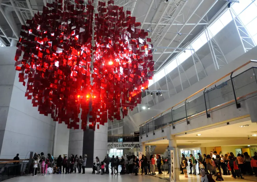 Inaugurado en 2012, el moderno Espacio Cultural Julio Le Parc, en Guaymallén, cuenta con cinco salas de espectáculos en 9000 metros cuadrados