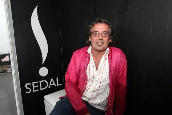 Benito Fernández mostró unos modelos muy coloridos, ideales para el verano